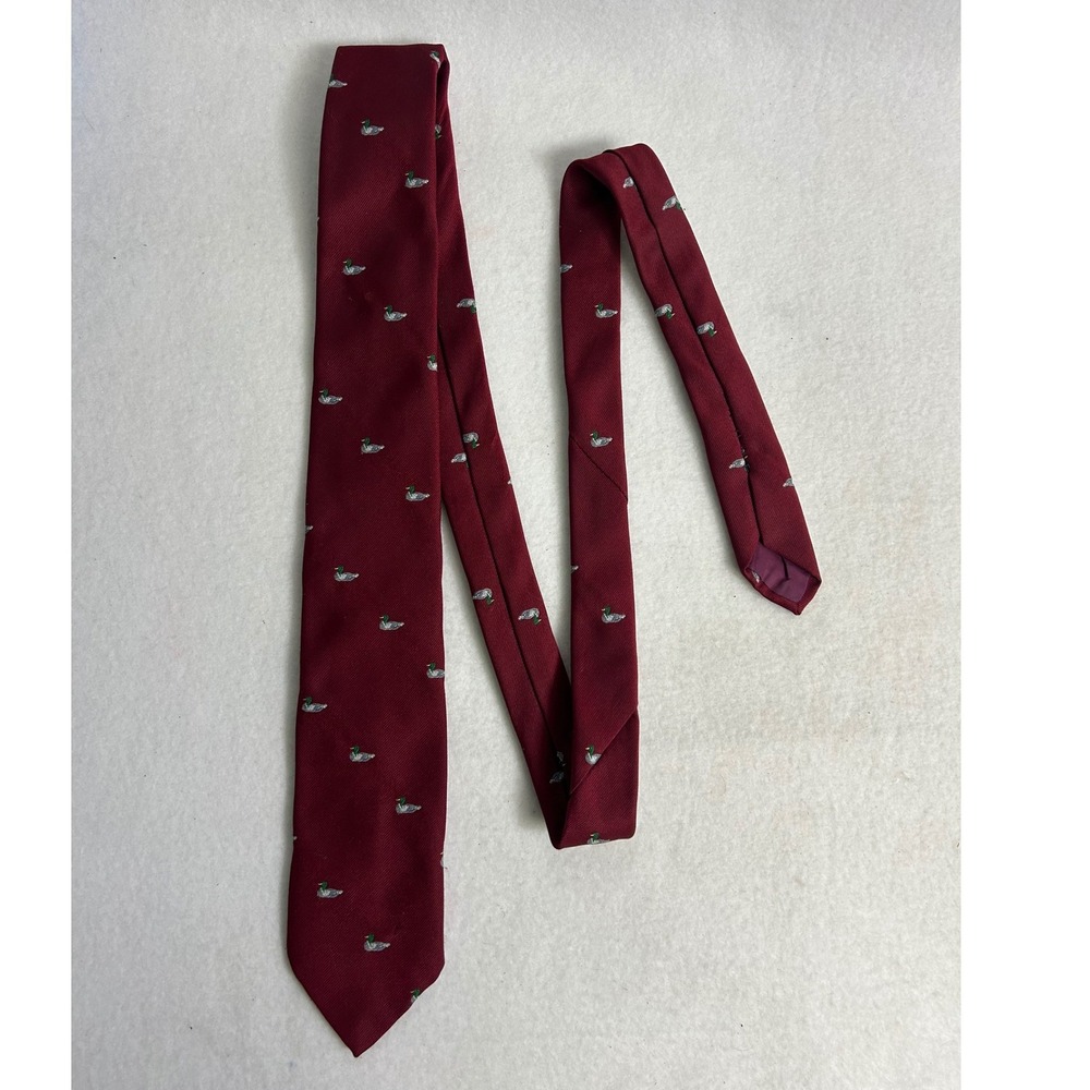 Preppy Windsor Shirt Company VTG Mens Burgundy Mallard Duck Embroidered Silk Tie